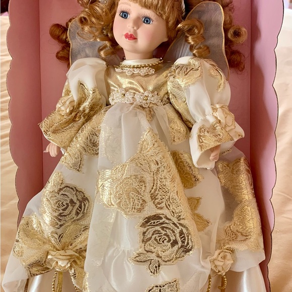 Porcelain Doll - Angel Collection- Genuine Porcelain Doll - Picture 15 of 16